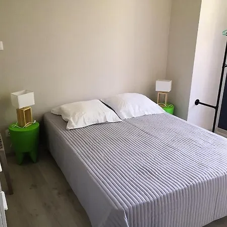 La Glycine Tatil Evi Sinsat